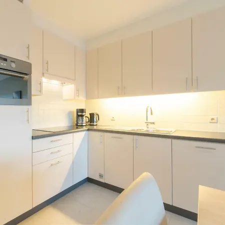 Seaside 4-02 With Balcony By Interhome Apartmán